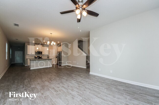 Photo - 11073 Folklore St