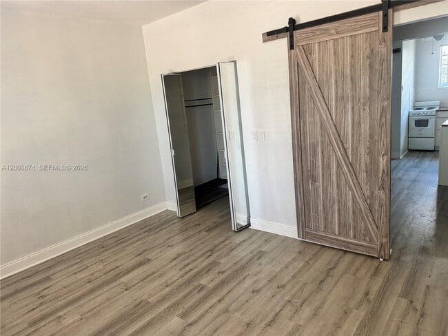 Photo - 637 12th St Unit 6
