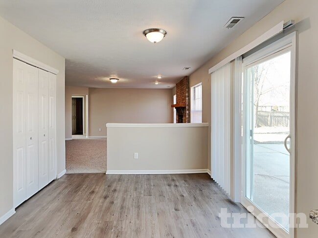 Photo - 6228 Glenshire Ln