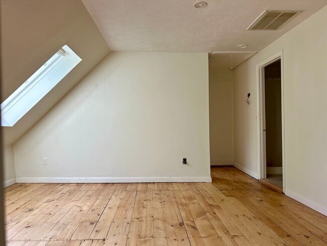 Photo - 161 Cedar St Unit 3