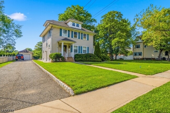 Photo - 306 Walnut Ave