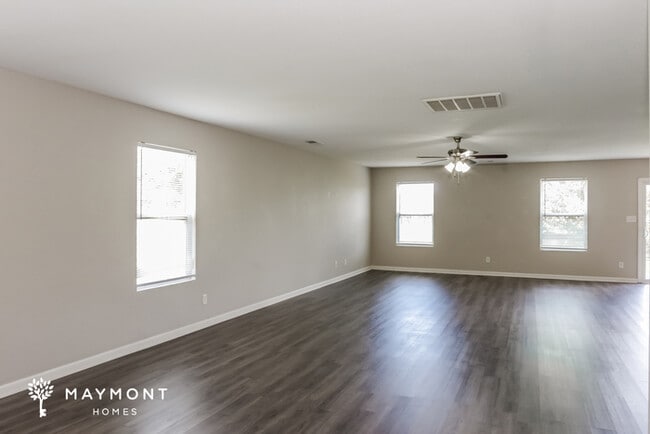 Photo - 28015 Chasebrook Dr