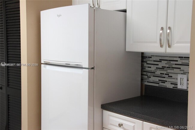 Photo - 9640 NW 2nd St Unit 5106