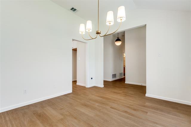 Photo - 11005 Columbia Dr