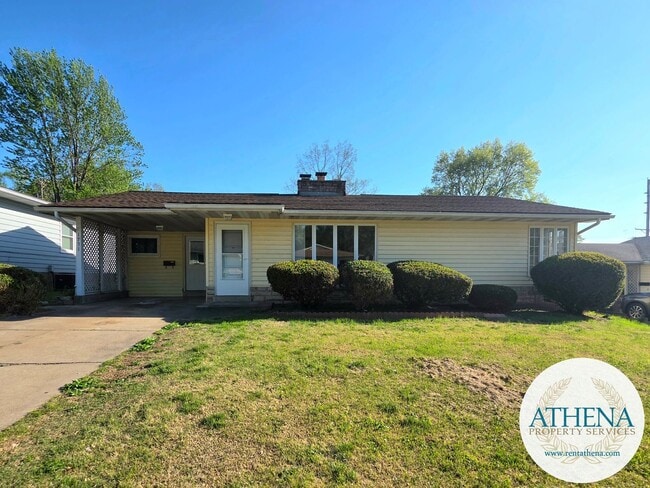 Building Photo - 3 Bedroom / 2 Bath House - NEAR CAPAHA PARK