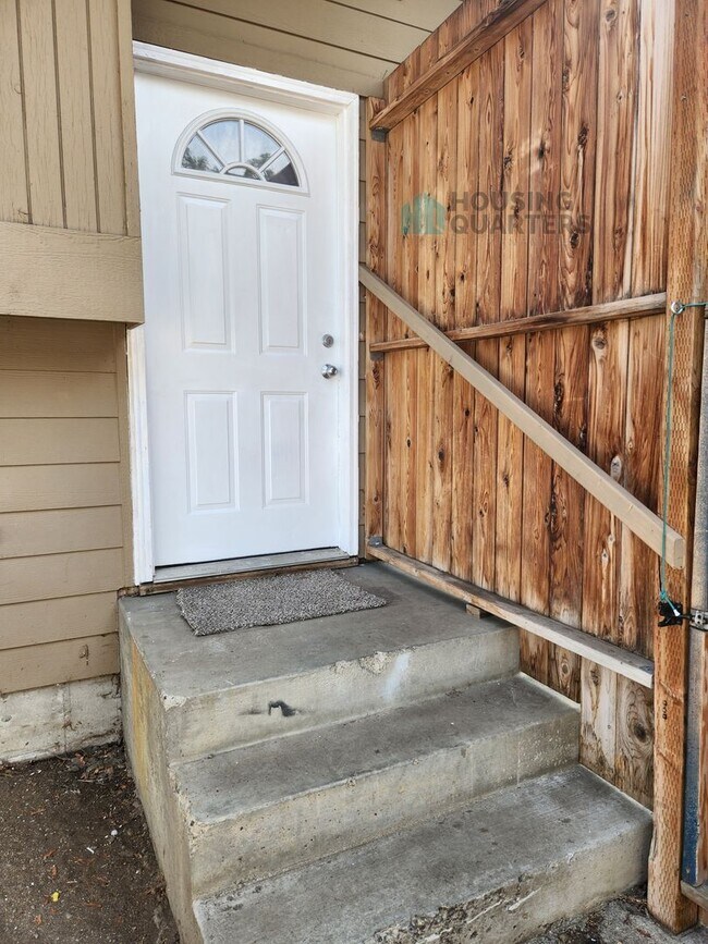 Photo - 1917 E Cataldo Ave Unidad B