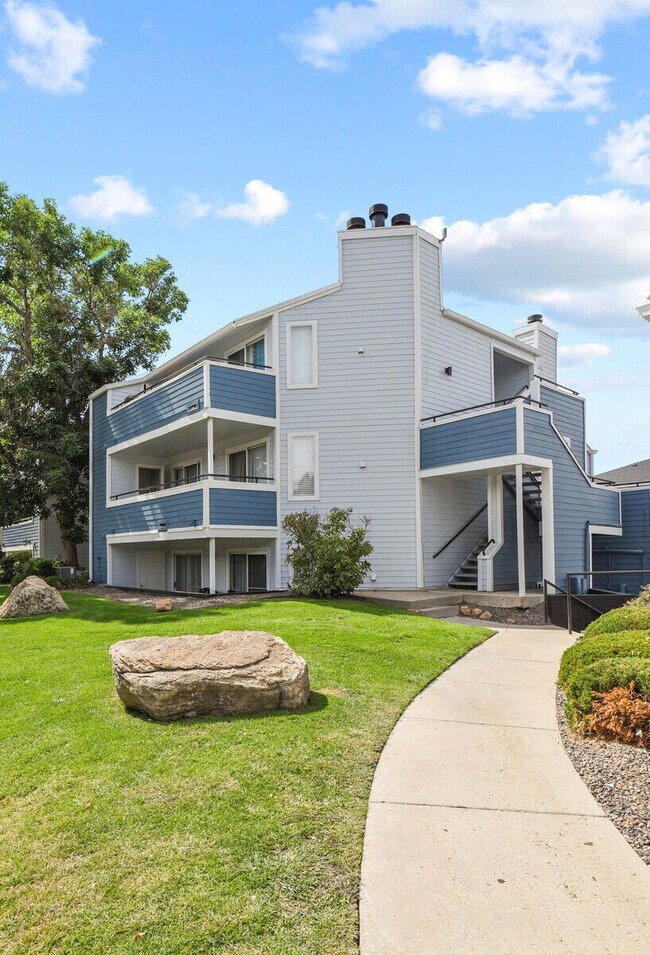 Walker Landing Apartments Aurora, CO