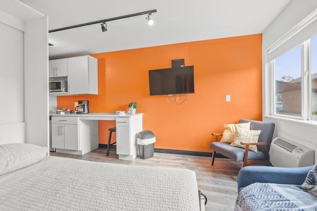 Photo - 228 Spaces - Furnished Micro-Living Apartm...