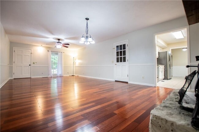 Photo - 1499 Stonington Ct