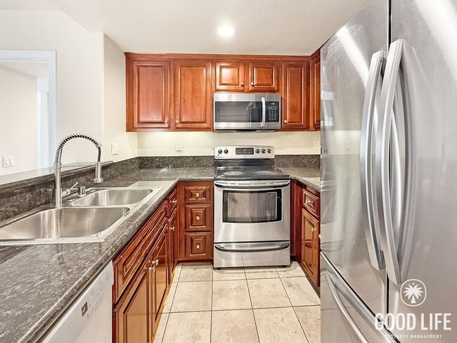 Building Photo - Bright 2BD/2BA Two-Story Condo in UTC with Soaring Ceilings, Private Balcony & Resort-Style Ameni... Unit 328
