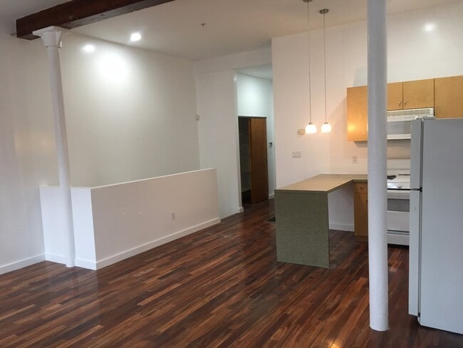 80 Pearl St