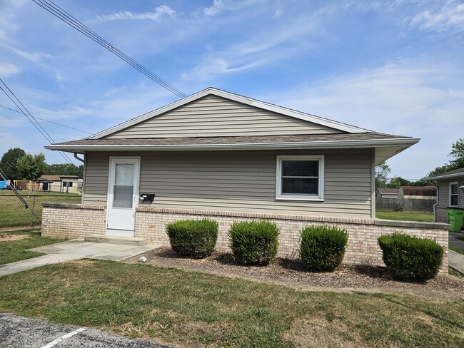 Building Photo - 158 Hillcrest Ave Unit 158