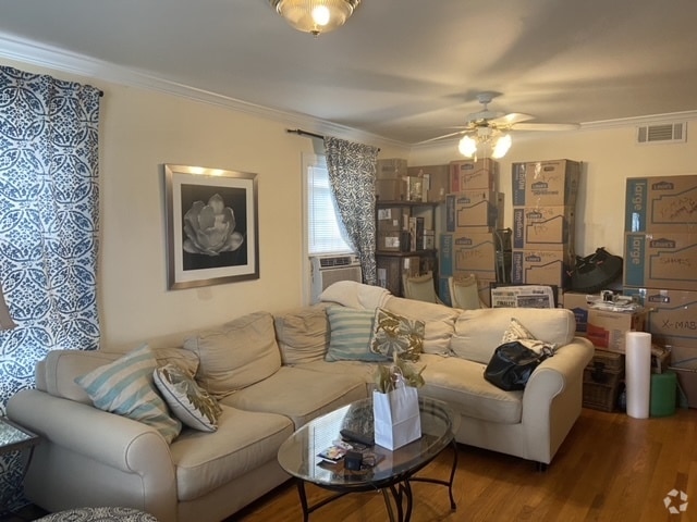 Building Photo - 129 34th St Unit 127 Rental