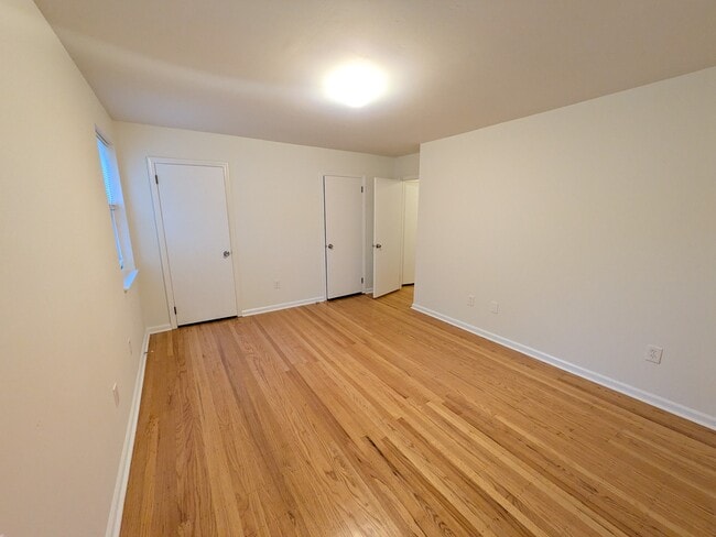 Photo - 12 Apel Ave Unit 12-B
