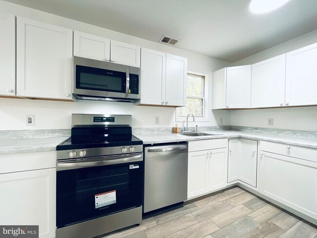 Photo - 1226 Country Pl Dr