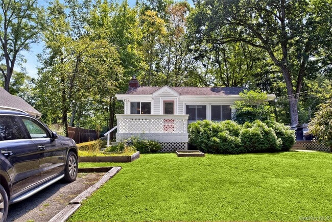 Photo - 14 Mountain Trail