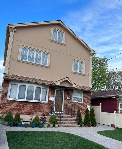 Photo - 207 Dongan Hills Ave Unit 1