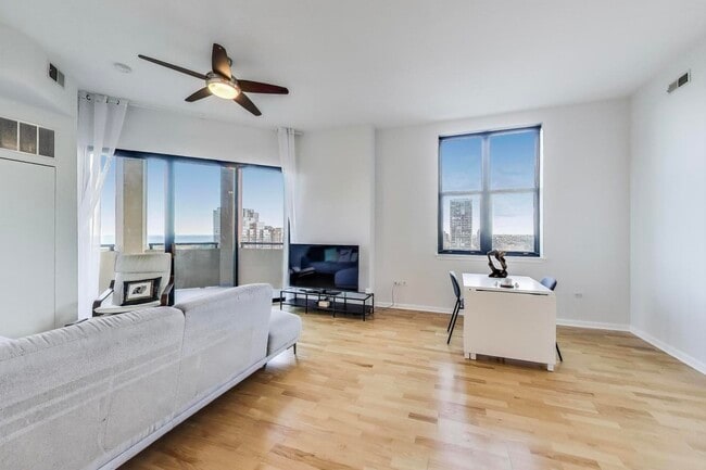 Photo - 1464 S Michigan Ave Unit 1904