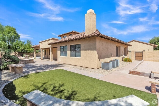 Building Photo - 2652 N 143rd Dr Rental