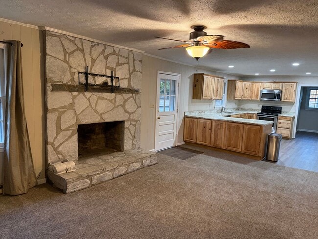 Photo - Renovated countryside 4 bedroom 2 bathroom ranch on 2 acres! Must see!