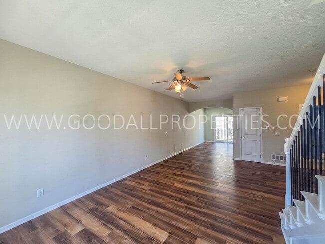 Photo - West Des Moines Townhome with Garden Space, Flex Room & Waukee Schools