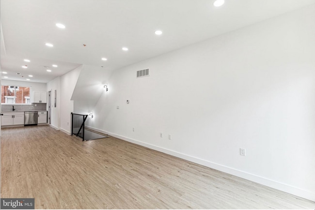 Photo - 2224 N Howard St Unit 1