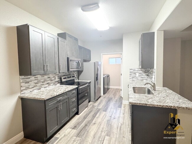 Photo - 501 Gibson Dr Unit #1924