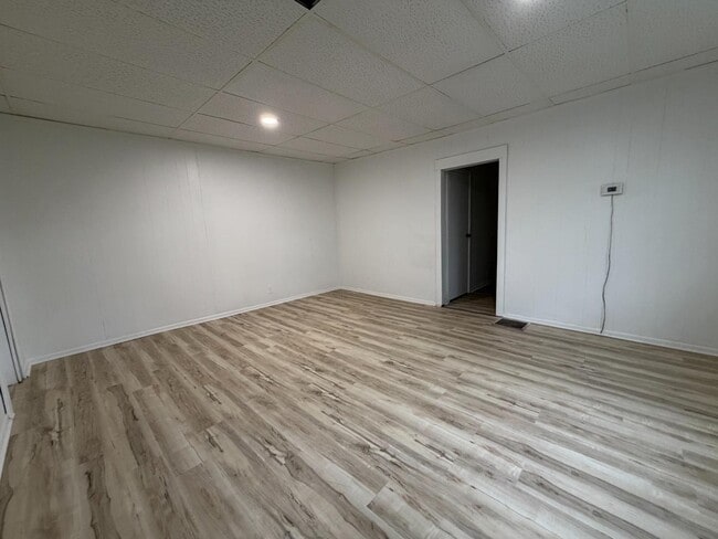 Photo - 2900 S 13th St