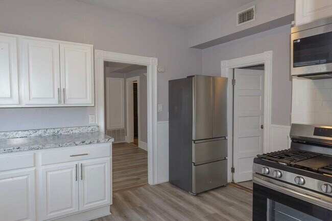 Photo - 285 Medford St Unit 2