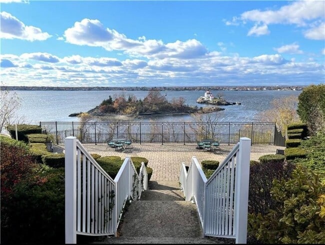 Photo - 41 Bullocks Point Ave