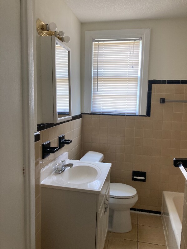 Photo - 1098 Cherry St Unit 4