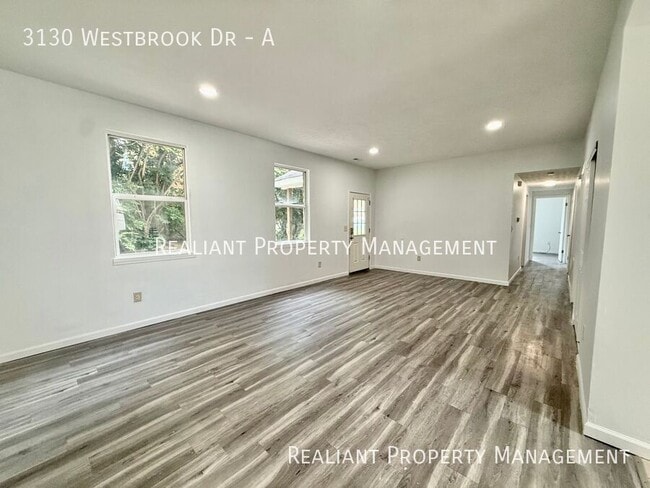 Photo - 3130 Westbrook Dr Unit A