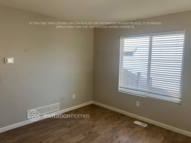 Photo - 3289 Blue Grass Cir