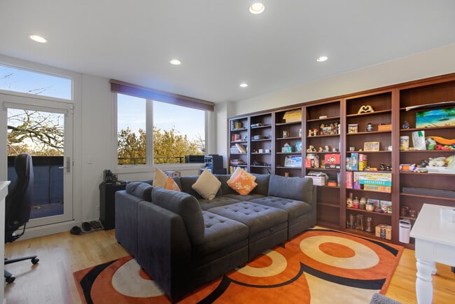 Photo - 2854 N River Walk Dr