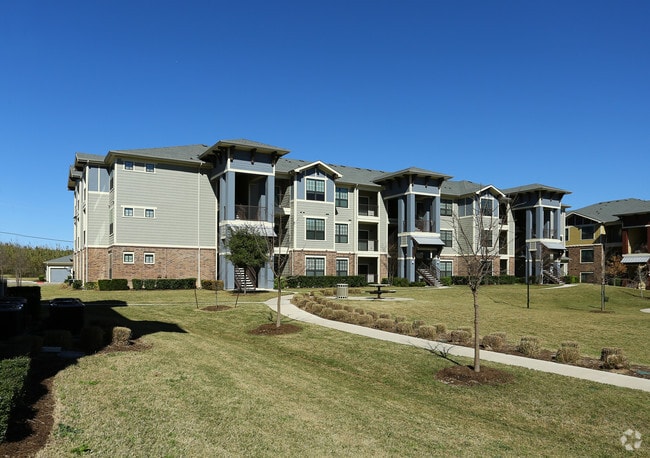 The Oaks at Techridge Apartments For Rent in Pflugerville