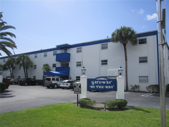 Building Photo - 350 79th Ave N Unit 120 Rental