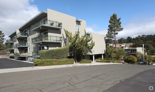 Photo - Glendora Apartments