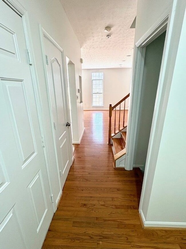 Photo - Upscale 3 bedroom Townhouse in Bowie