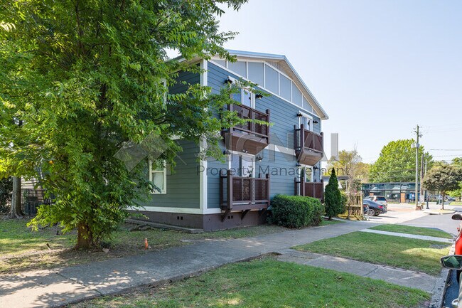 Photo - 4111 4th Ave S