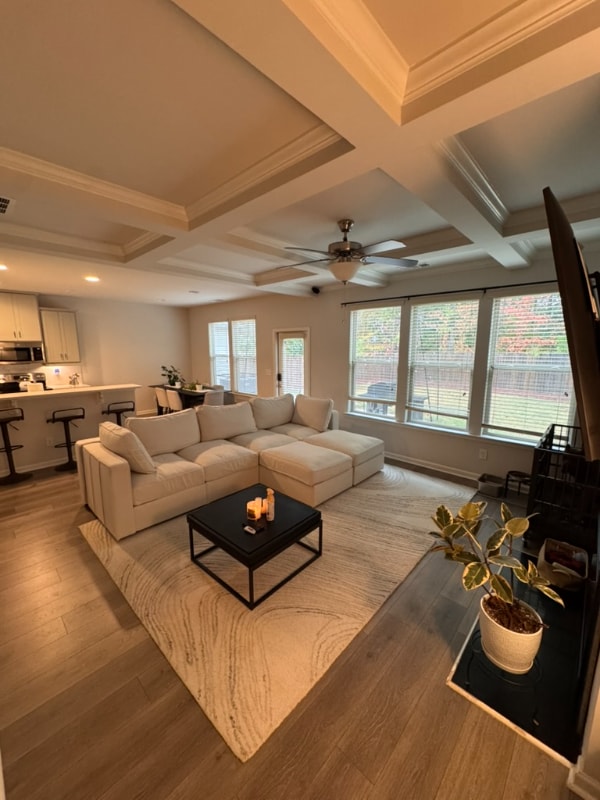 Building Photo - 2945 Cottage Ln