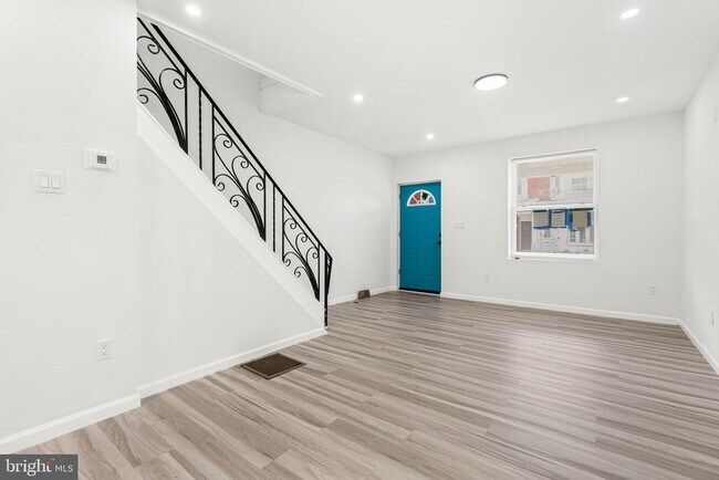 Photo - 5514 Broomall St