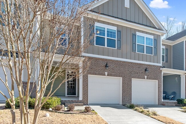 Building Photo - **Stylish 3BR Home Near Downtown Apex**