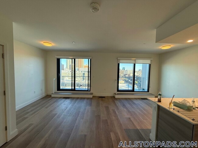 Photo - 1079 Commonwealth Ave Unit 526