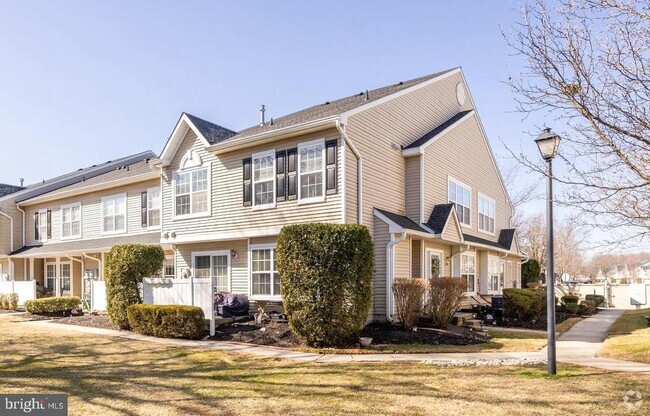 Building Photo - 1208 Delancey Way Rental