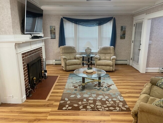 Photo - 136 Russell St Unit 1A