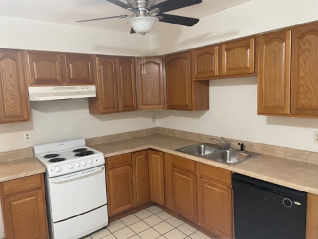 Photo - 5647 Cherry Wood Cir