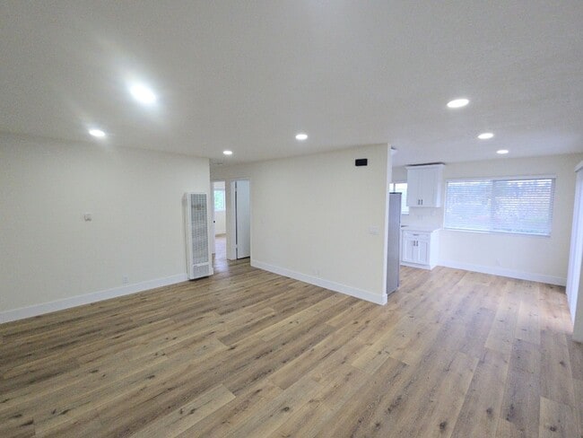 Photo - 5330 Carolyn Ct Unit 5330 Carolyn #D [PRM: Andrew]