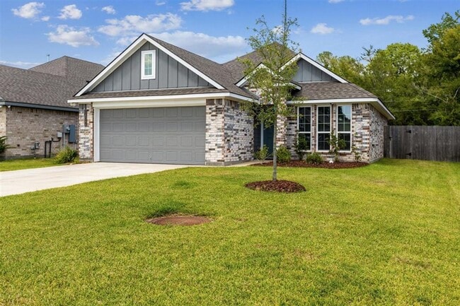 Photo - Like new 3 bedroom, 2 bath in the gated community of Point Aquarius/Summerchase