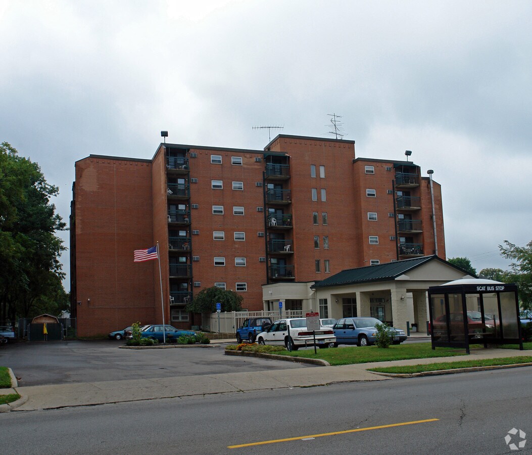 Photo - Hugh Taylor Apartments