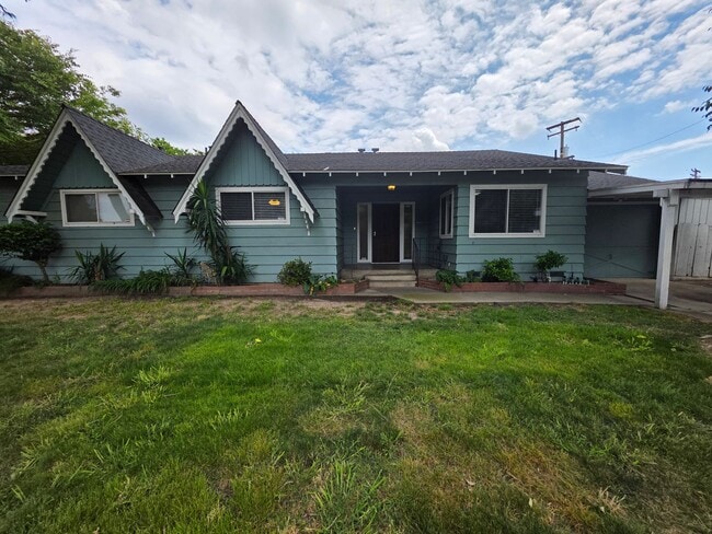 Bowen/Phelps Duplex - Bowen/Phelps Duplex Unit 1010 Bowen Ave
